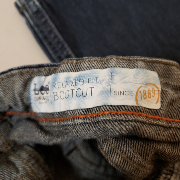 Lee Relaxed Boot Cut Blue Jeans - Picture 5 of 8